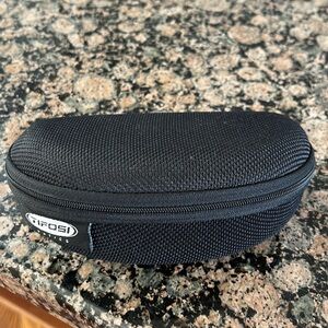 Women’s Tifosi cycling sunglasses. Great condition. Dark pink frames